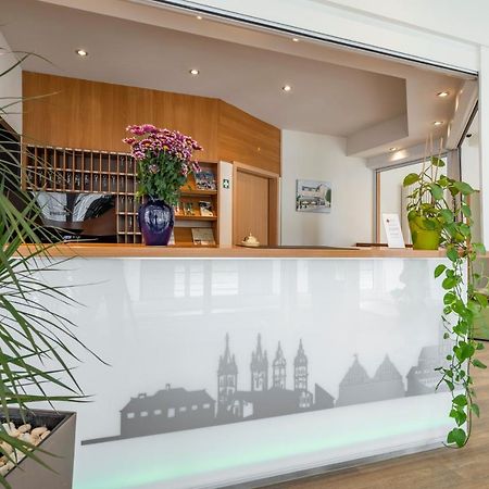 Center Hotel Kaiserhof เนาม์บวร์ก ภายนอก รูปภาพ